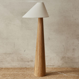 
            
                Load image into Gallery viewer, Alvin Floor Lamp
            
        