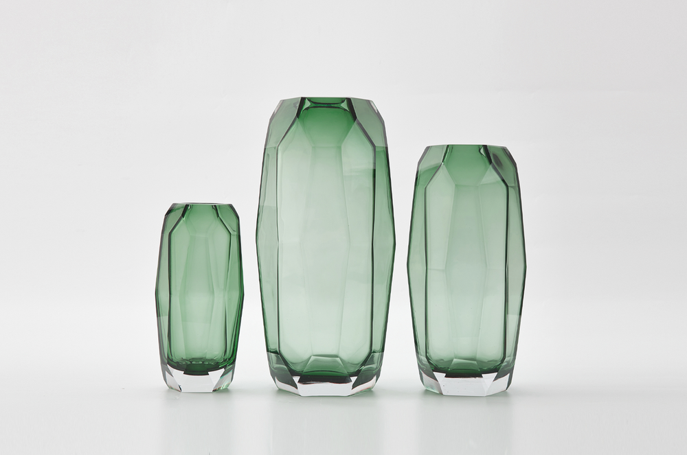 Radiant Vase Polished Emerald Medium