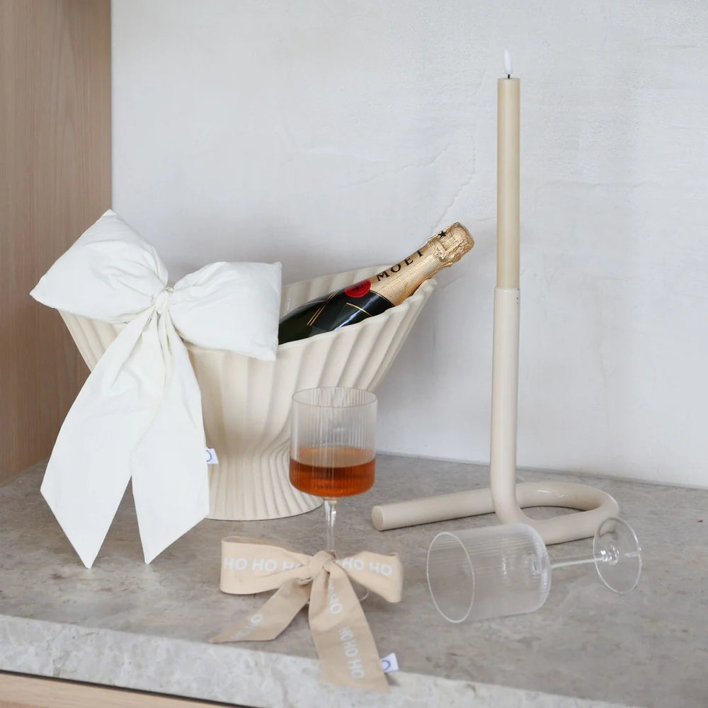 LUVA Hanging Door Bow, Medium Cream