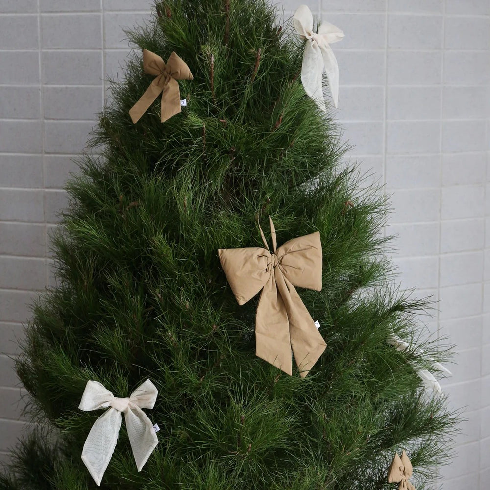 LUVA Hanging Door Bow, Medium Fern