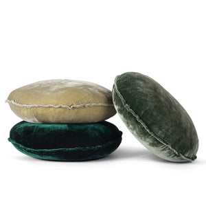 
            
                Load image into Gallery viewer, Florence Round Silk Velvet Luxury Cushion
            
        