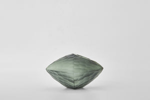 
            
                Load image into Gallery viewer, Diamond Vase Smoke
            
        